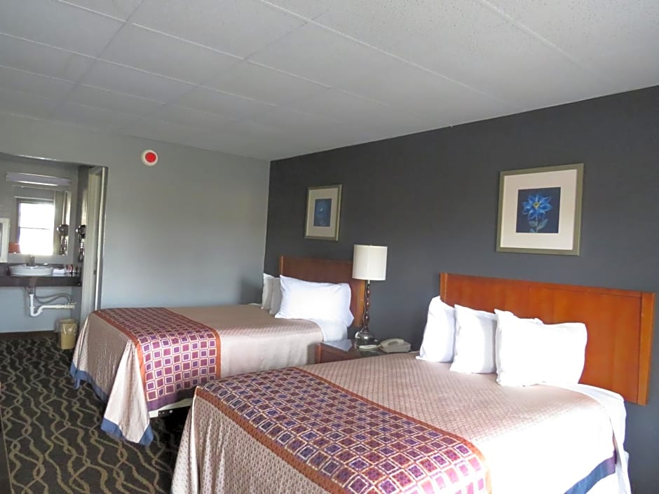 Travelodge by Wyndham Walterboro