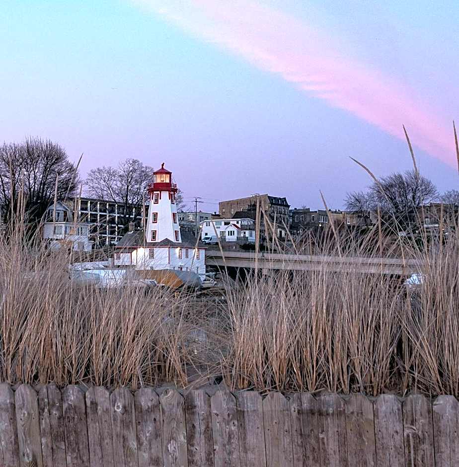 Inn at the Harbour