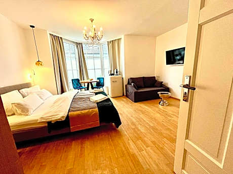Comfort Double Room with Private Bathroom