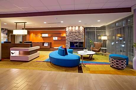 Fairfield Inn & Suites by Marriott Burlington