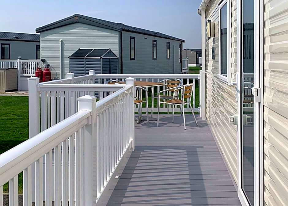 Riverside Holiday Village