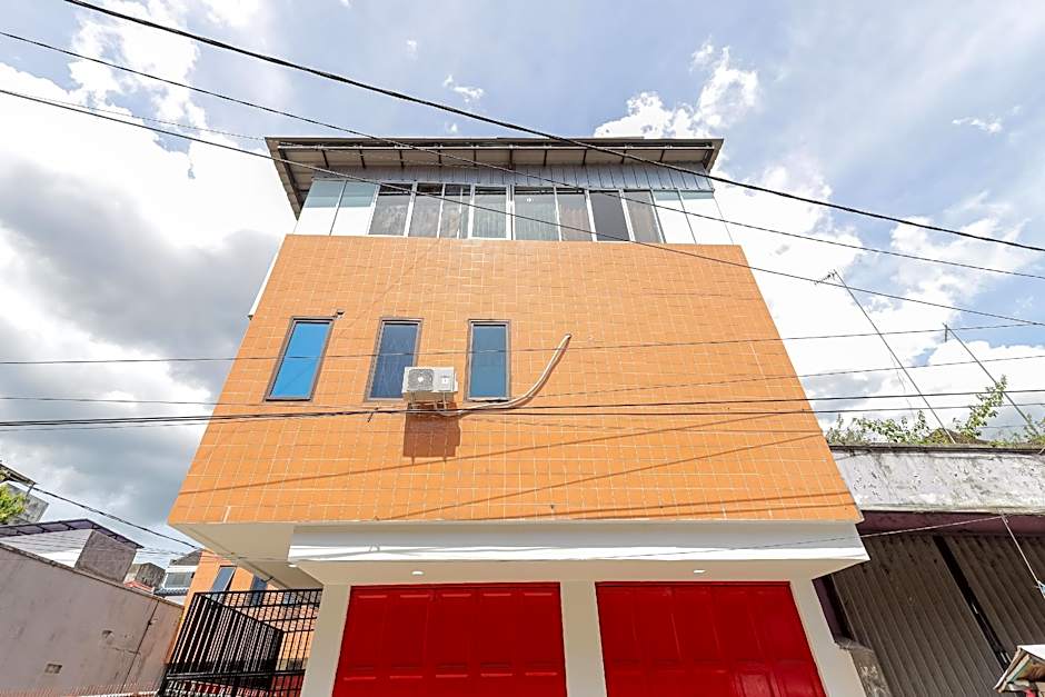 RedDoorz near Pasar Lama Serang