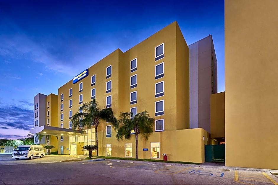 City Express by Marriott Mazatlán