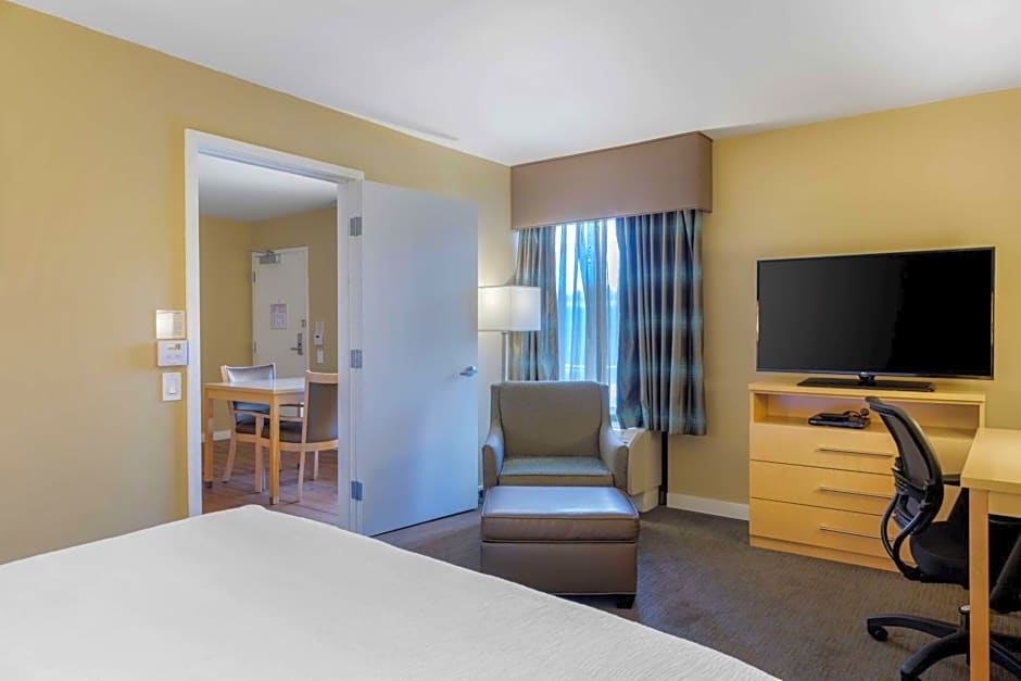Best Western Plus South Coast Inn