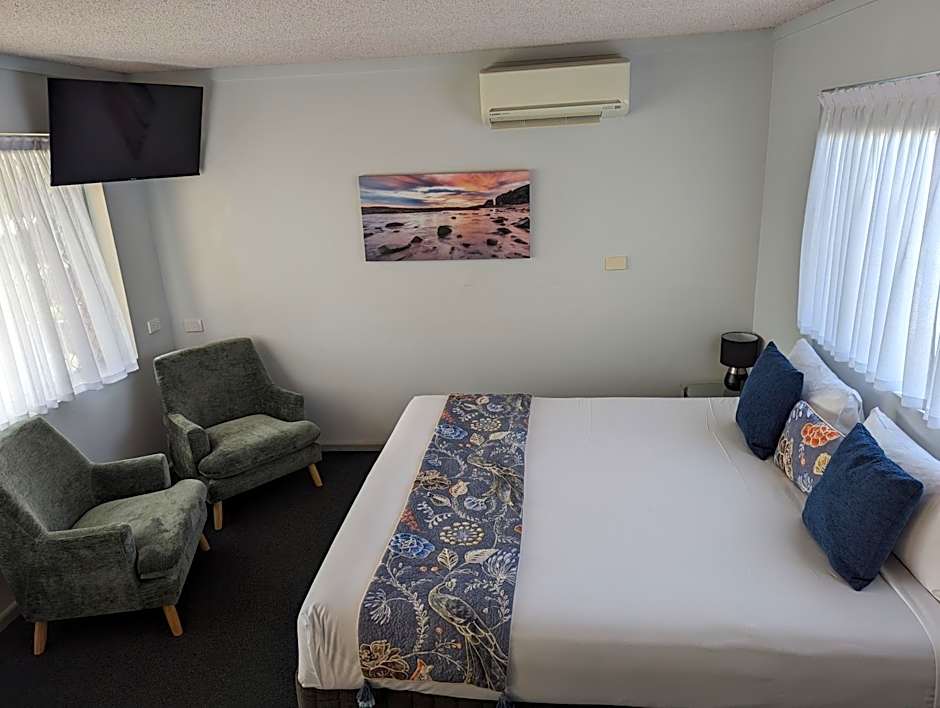 Haven Waters Motel & Apartments