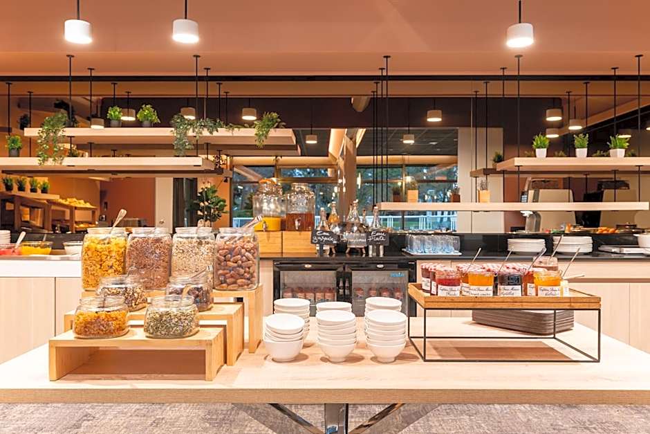 Novotel Macon Nord Autoroute du Soleil