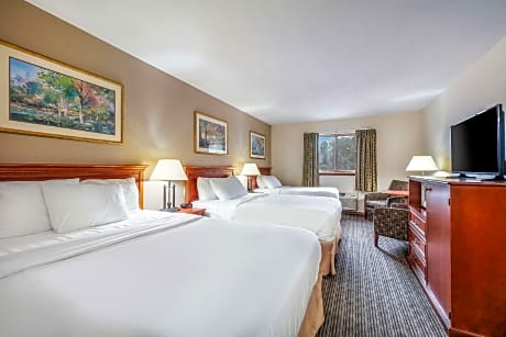 2 Queen Beds Premium
