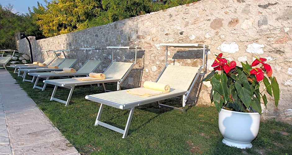 Borgo degli Ulivi Residence di Olympic Garda Lake