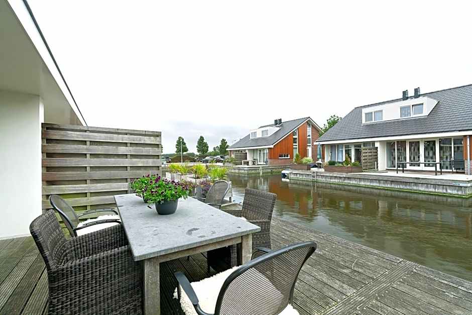 Boathouse Suburban Amsterdam