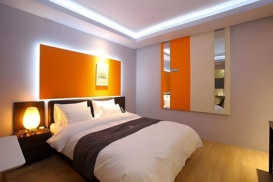 Gimpo Pentastar Hotel