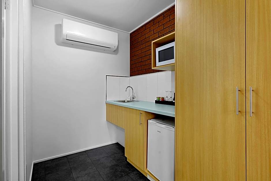 Hamilton Lonsdale Motel