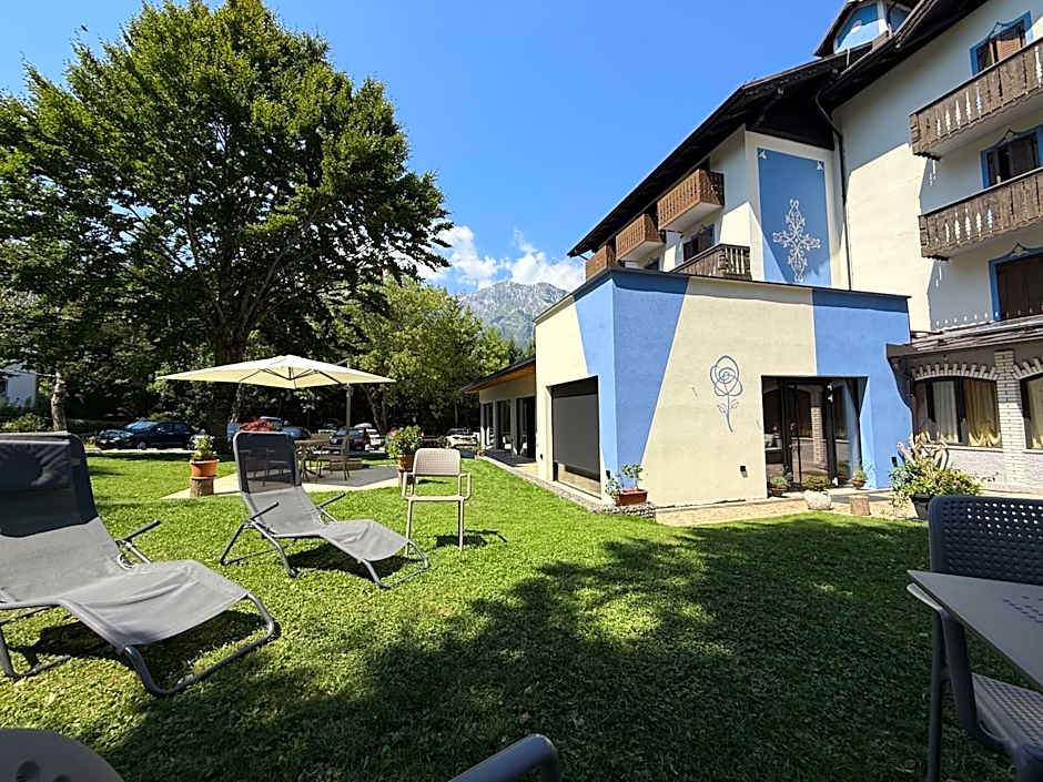 Hotel alle Rose Family inspired garden and SPA