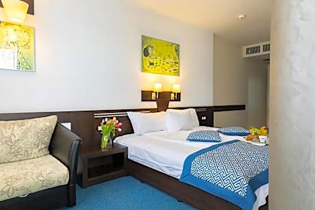 Executive Triple Room