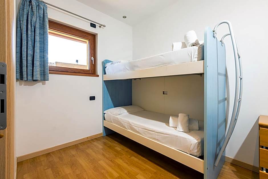 Spluga "Relax & Apartaments" by Alfio Colombo