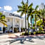 Oceanside Hotel and Suites