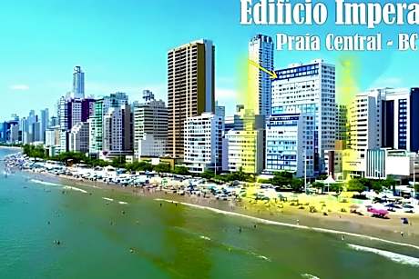 AV CENTRAL - CORAÇÃO DE BALNEÁRIO CAMBORIU! ED IMPERADOR