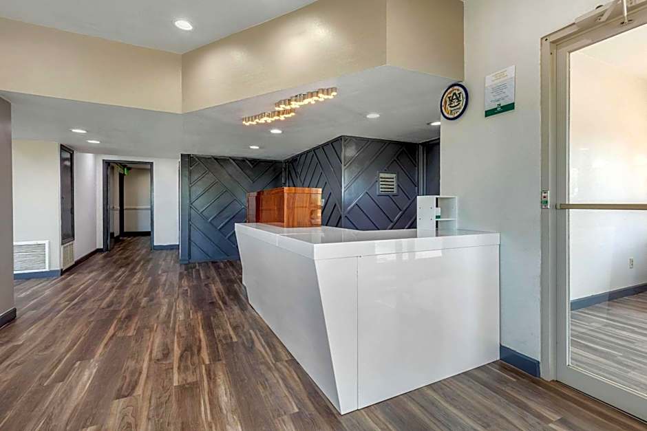 Quality Inn Auburn Campus Area I-85