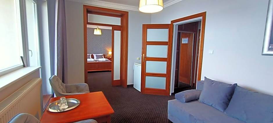 Hotel Wodnik Twój Hotel z widokiem na morze