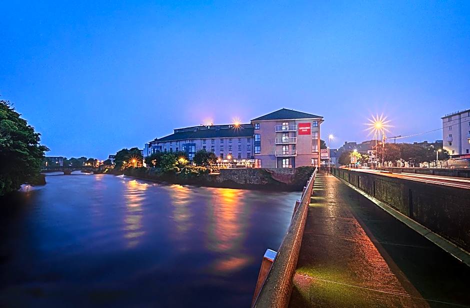 Leonardo Hotel Galway - Formerly Jurys Inn
