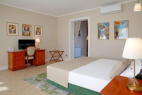 Junior Suite with Terrace