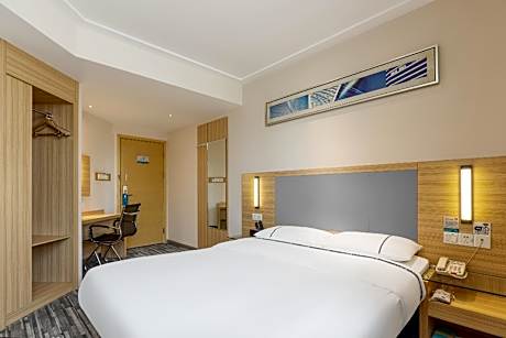 Dossen - Standard Bed Room