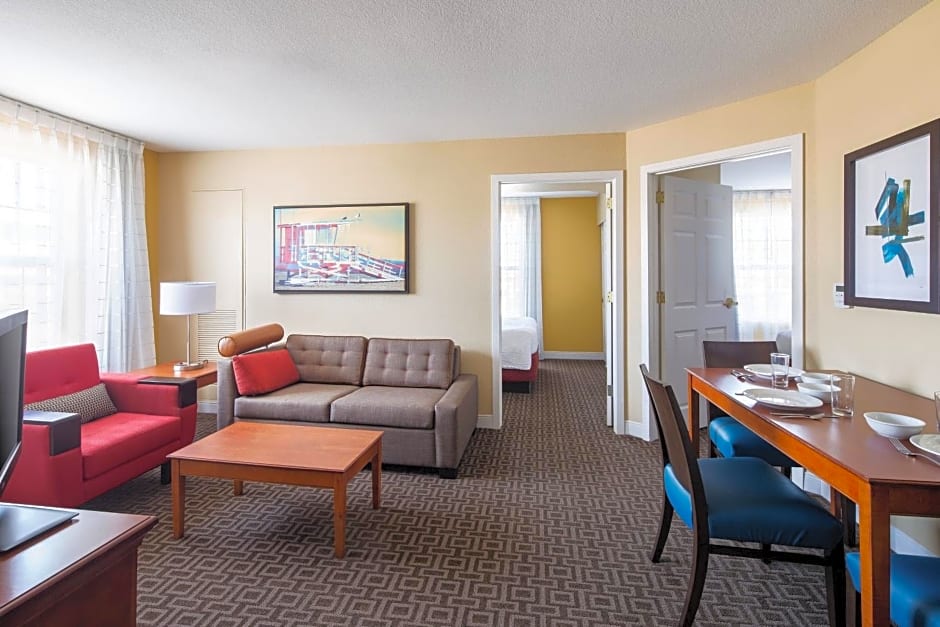 TownePlace Suites by Marriott Los Angeles LAX/Manhattan Beach