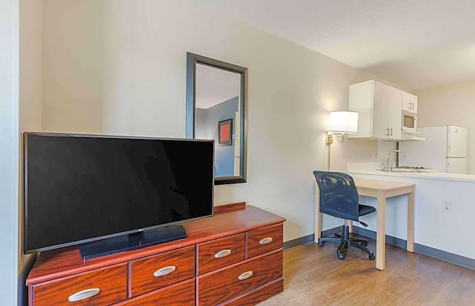 Extended Stay America Select Suites - Washington, D.C. - Germantown - Milestone