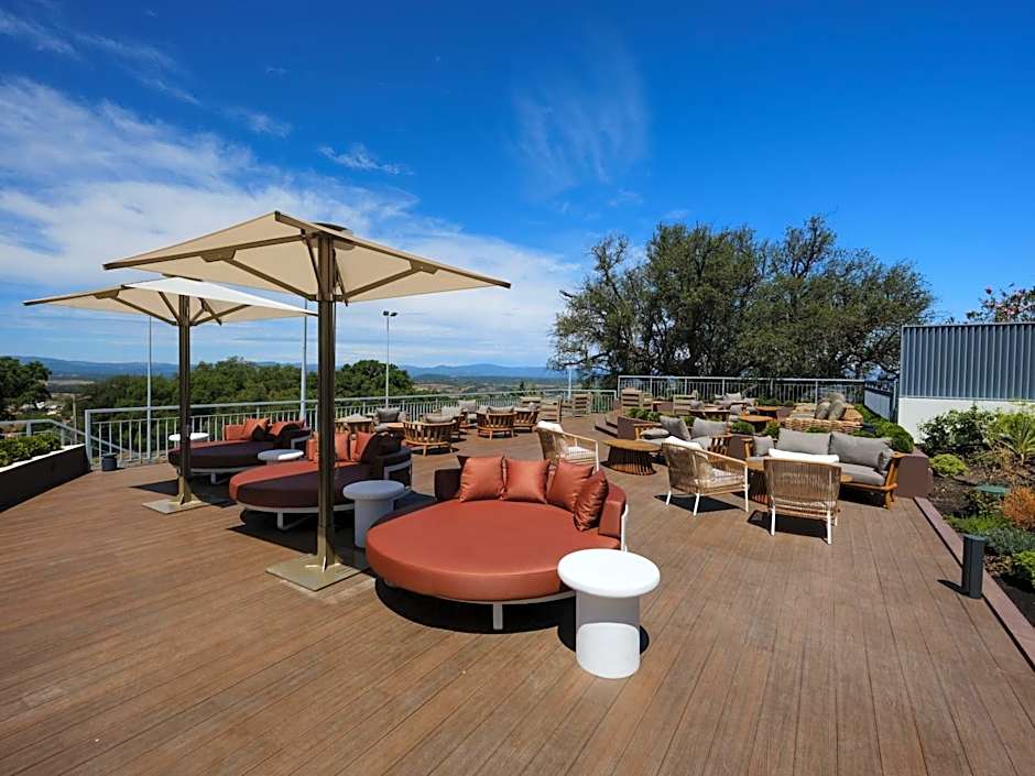 Melia Castelo Branco