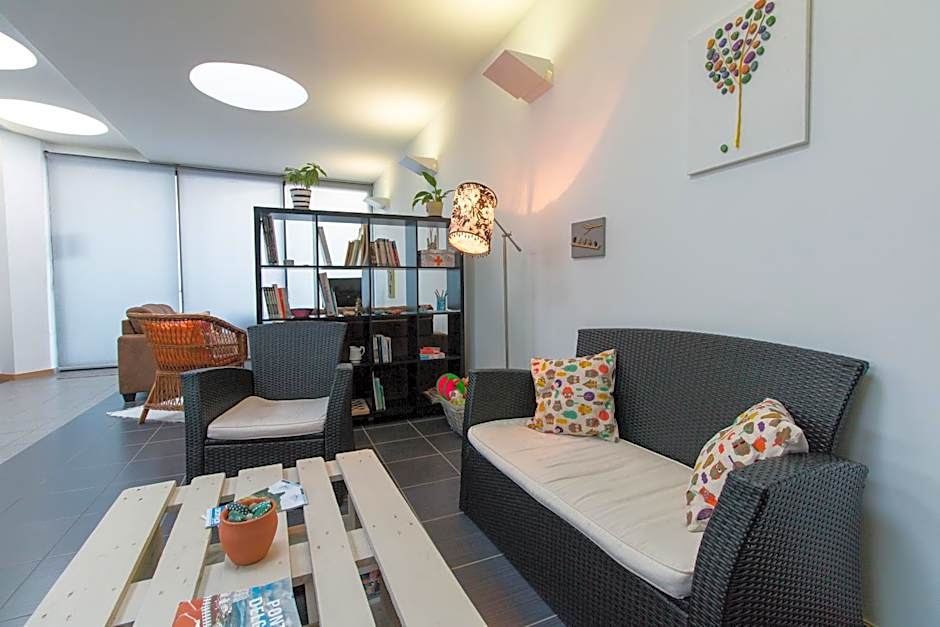 Change The World Hostels - Açores - Ponta Delgada