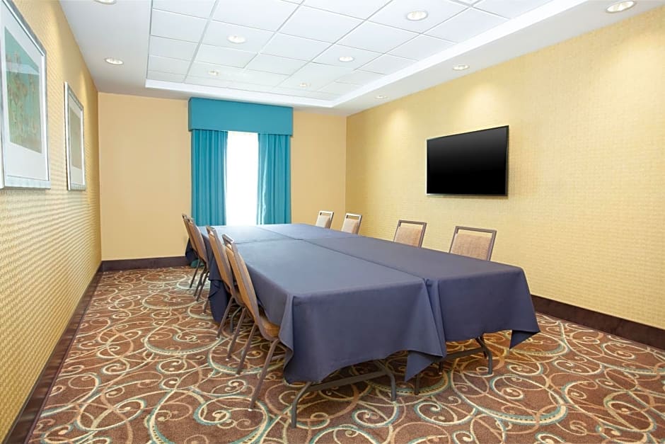 Hampton Inn & Suites Niles/Warren, OH