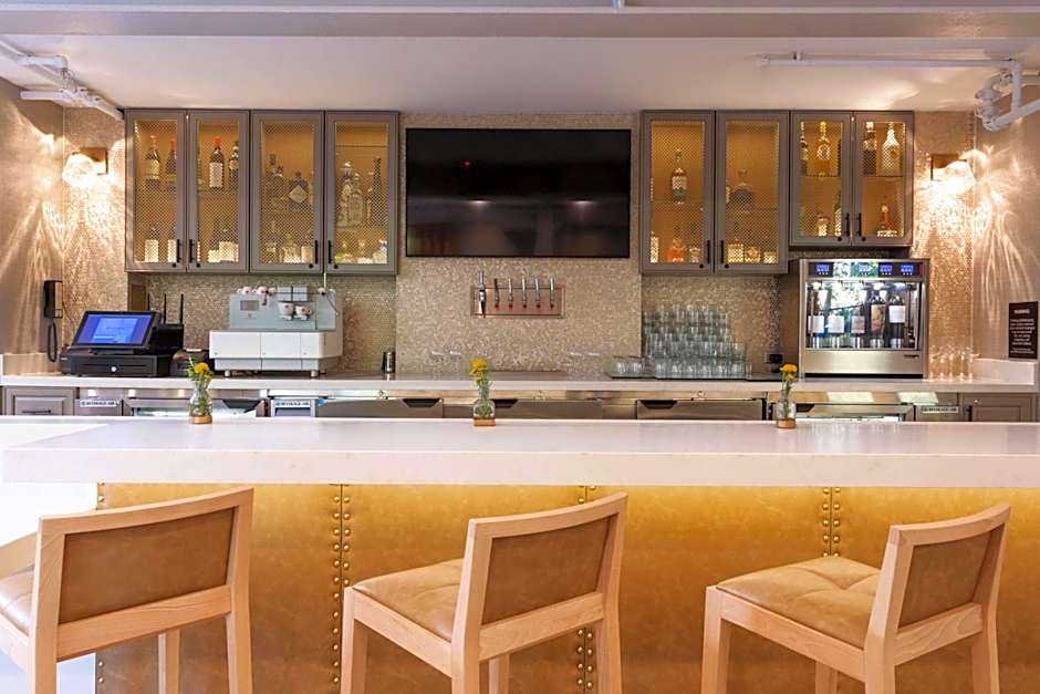 The Inn at Saratoga, Tapestry Collection by Hilton