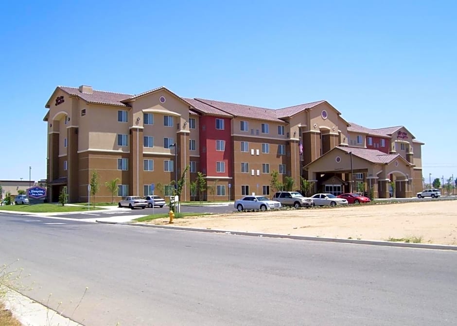 Hampton Inn and Suites Bakersfield North-Airport