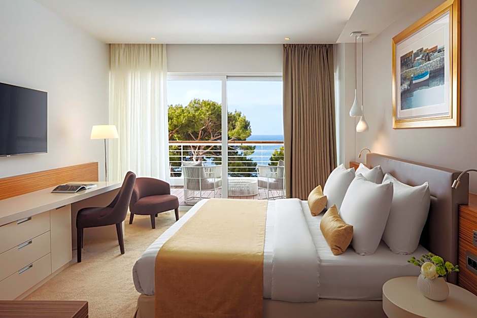Photo 1 of 6 of Suite, Terrace