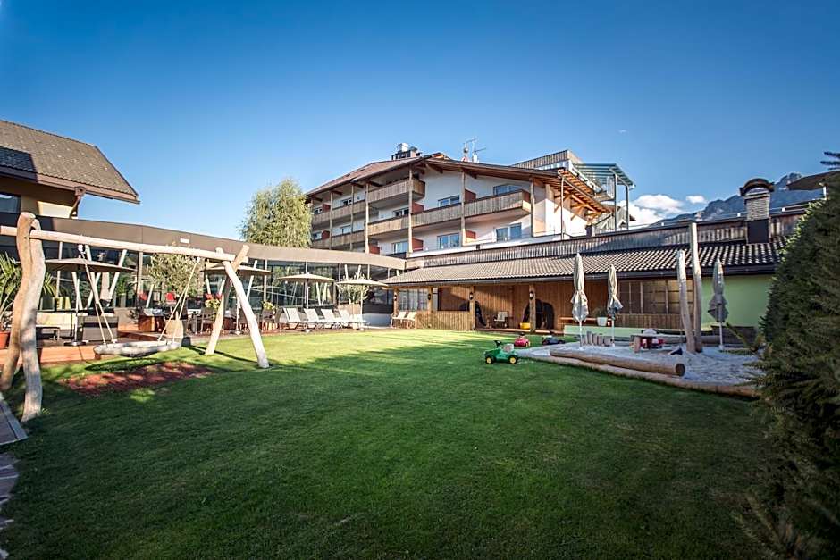 Hotel Fameli