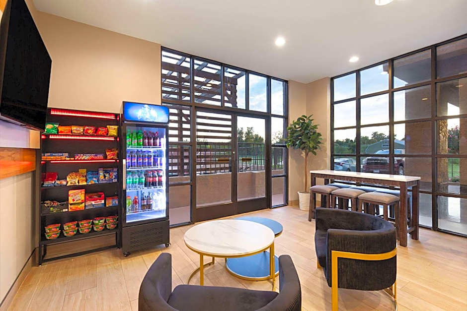 Ramada by Wyndham Bainbridge