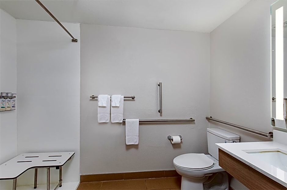 Holiday Inn Express Savannah South I-95 - Richmond Hill By IHG