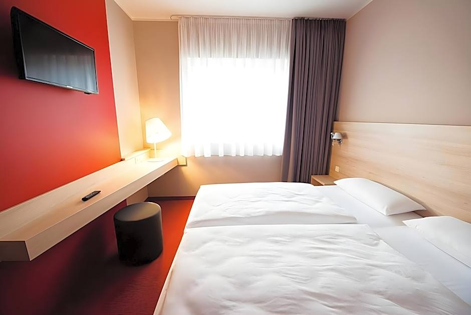 Serways Hotel Weisskirchen Nord