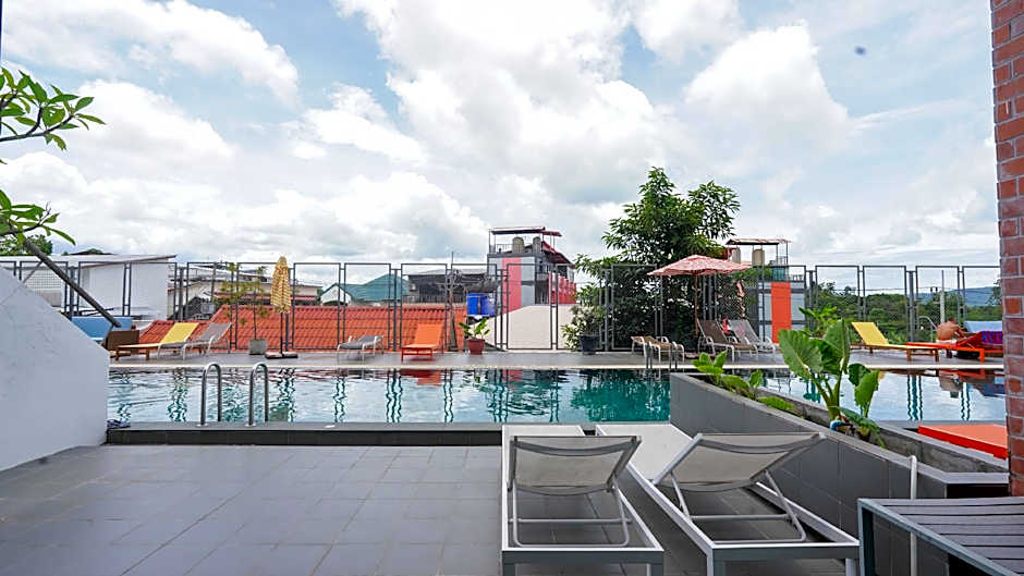 Marina House MUAYTHAI Ta-iad Phuket