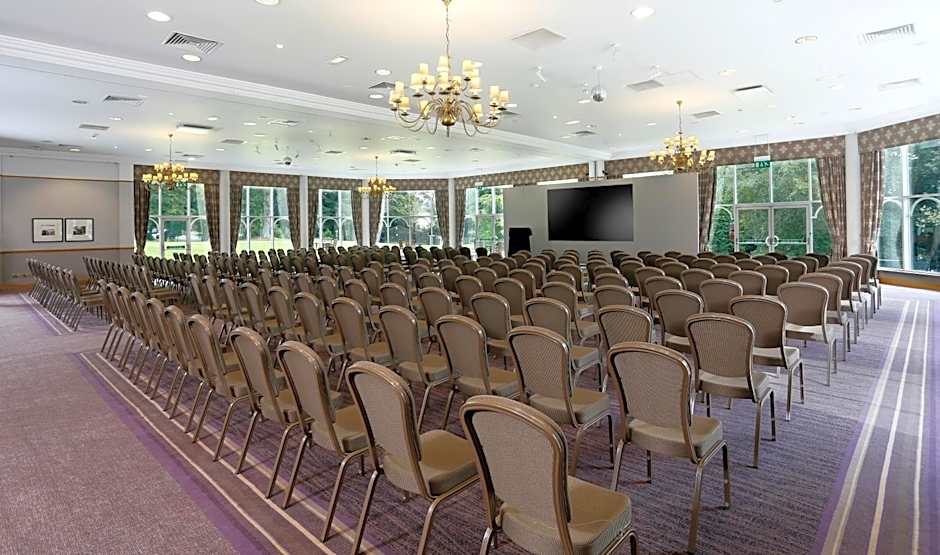 Macdonald Kilhey Court Hotel