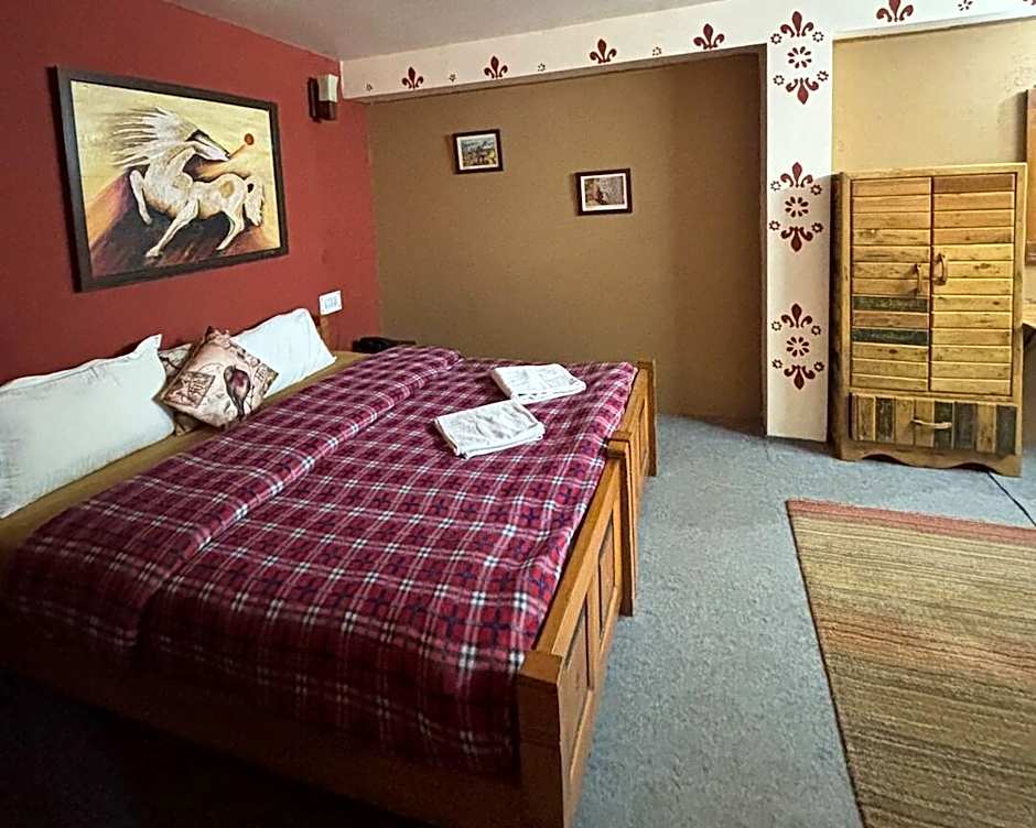 The Oak Trails Eco Lodge