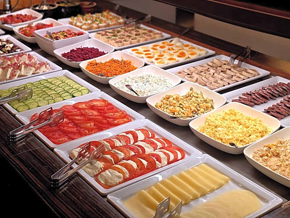 Six Suites, Old Town