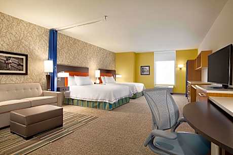 2 Queen Accessible Bathtub Studio Nonsmoking Free Brkfst/wi-fi-kitchen W/micro/fridge Spacious Livin