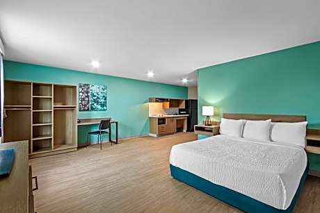 ECHO Suites Extended Stay by Wyndham Phoenix-Peoria/Glendale