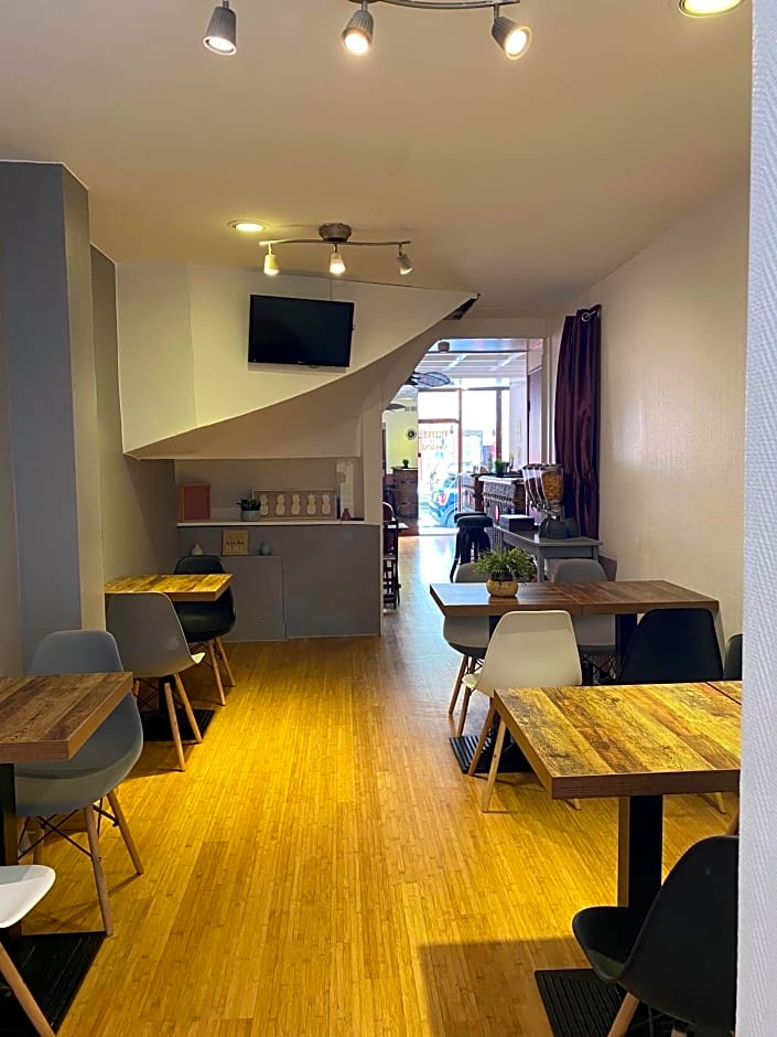 Lyo Hotel