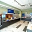 Holiday Inn Express & Suites Franklin - Berry Farms By IHG
