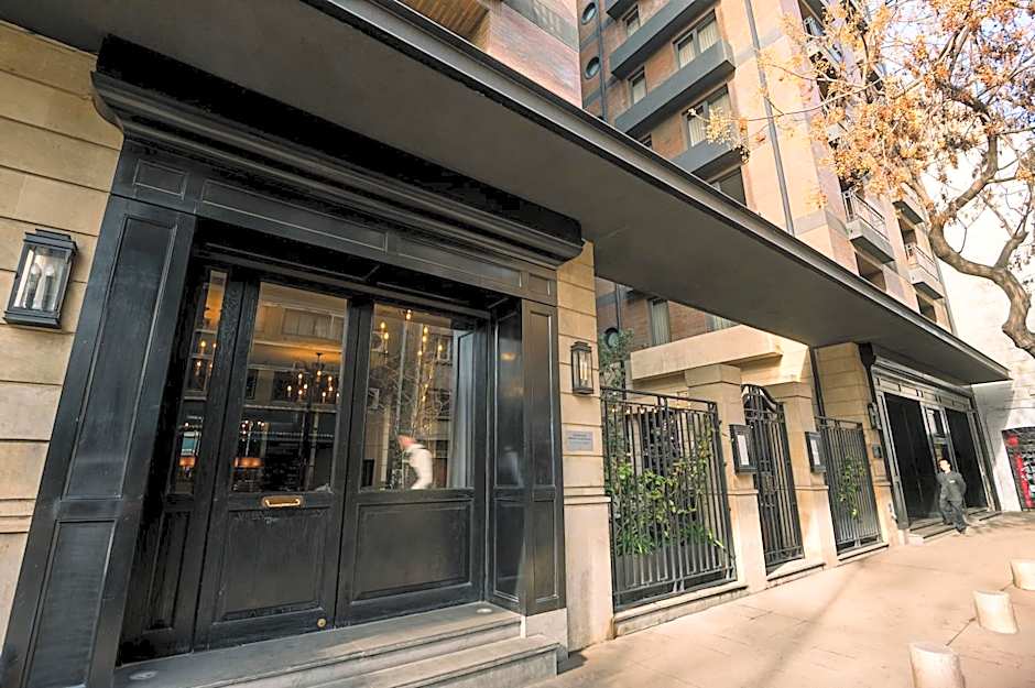 The Singular Santiago