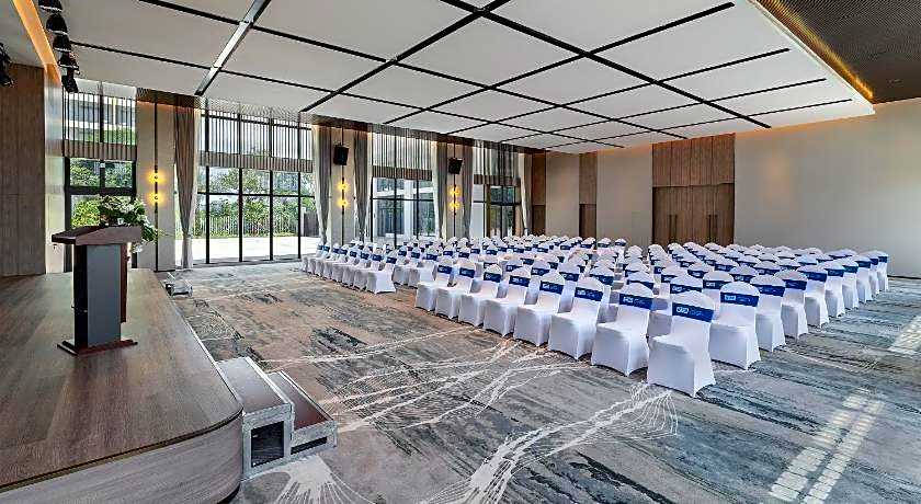 Holiday Inn Express Jiangmen Yinhu Bay By IHG