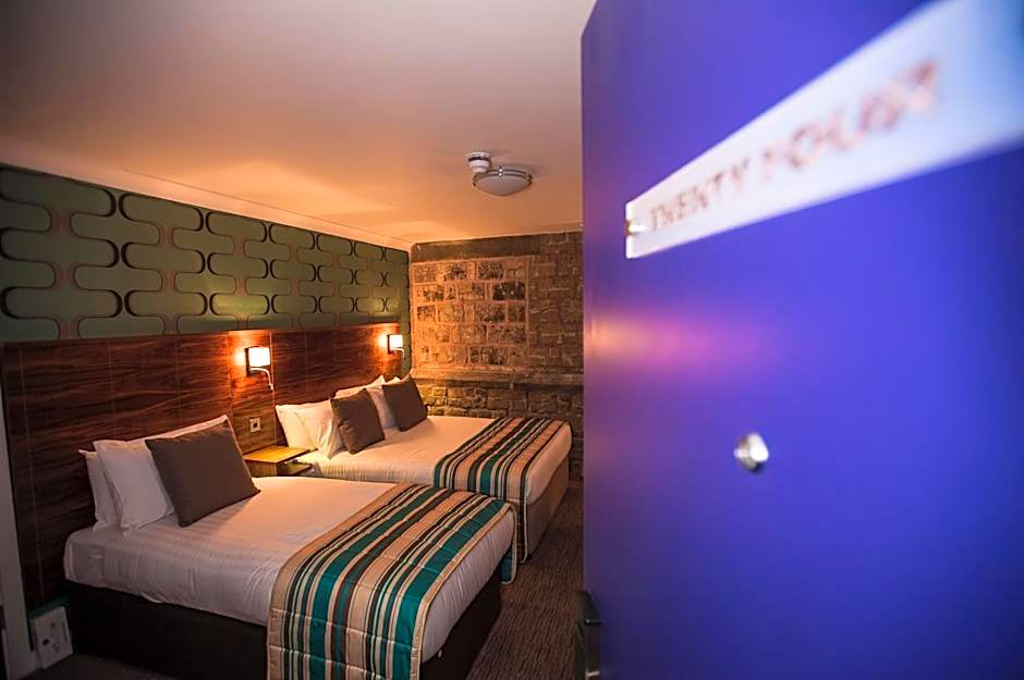 B/W Plus Lancashire Manor Hotel