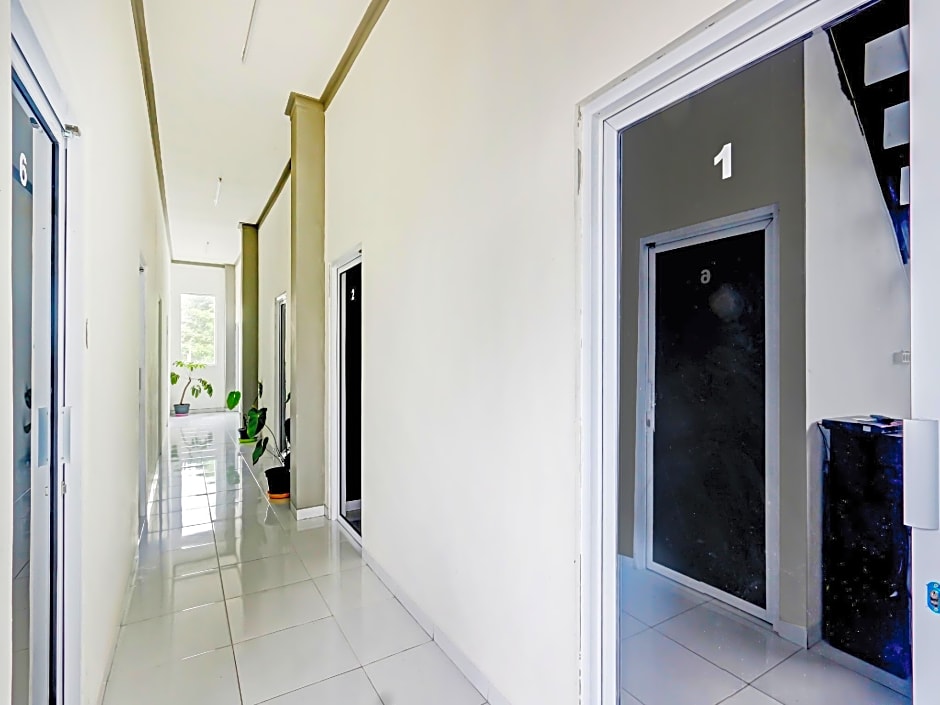 OYO 90517 Homestay Wonosobo Asri