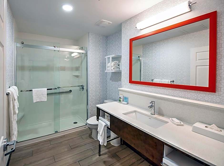 Hampton Inn by Hilton Ottawa